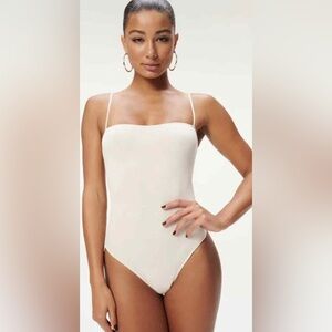 NWT Good American Skinny Strap Seamless Bodysuit in Color: Bone